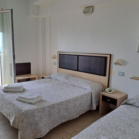 Hotel Marco Lido Di Savio Zewnętrze zdjęcie