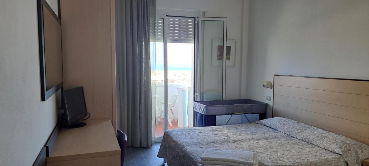 Hotel Marco Lido Di Savio Zewnętrze zdjęcie