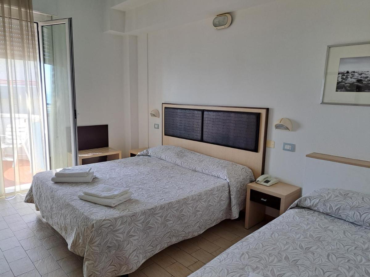 Hotel Marco Lido Di Savio Zewnętrze zdjęcie