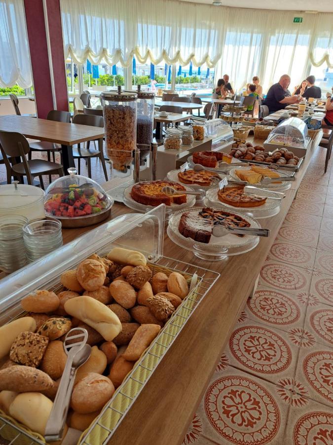 Hotel Marco Lido Di Savio Zewnętrze zdjęcie