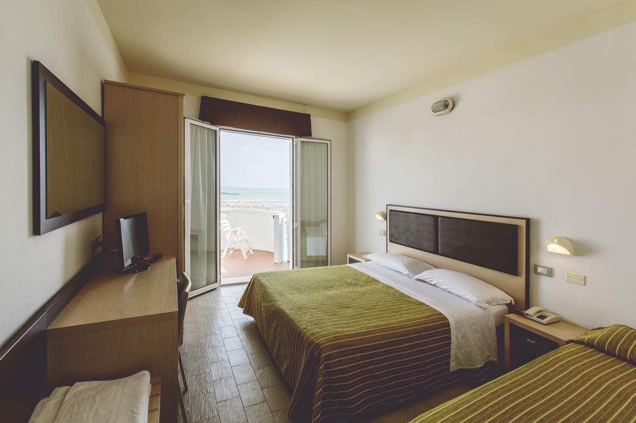 Hotel Marco Lido Di Savio Zewnętrze zdjęcie